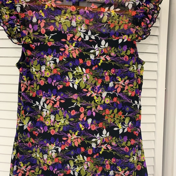 I.N.C. Sleeveless Flower Mesh Top Size M - Picture 4 of 6
